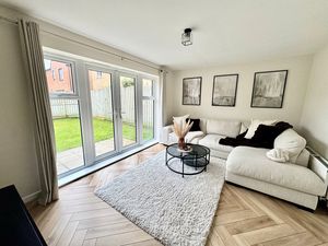 Photo 16- click for photo gallery